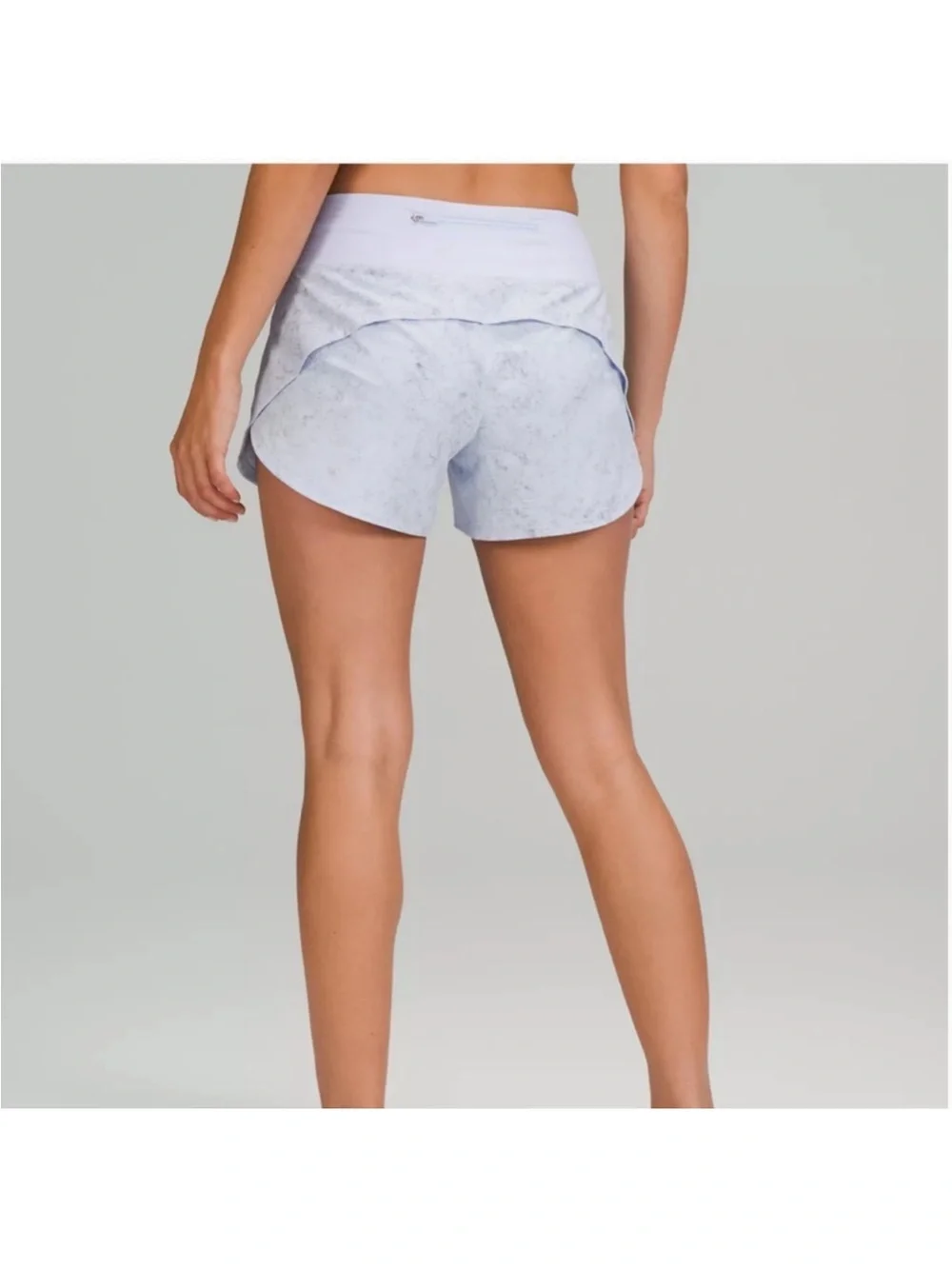 LULULEMON SPEED UP MR MID RISE LINED SHORT Size  6 GRAVEL DUST PASTEL BLUE - Picture 4 of 14